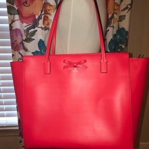Authentic 💯Kate Spade Large tote!